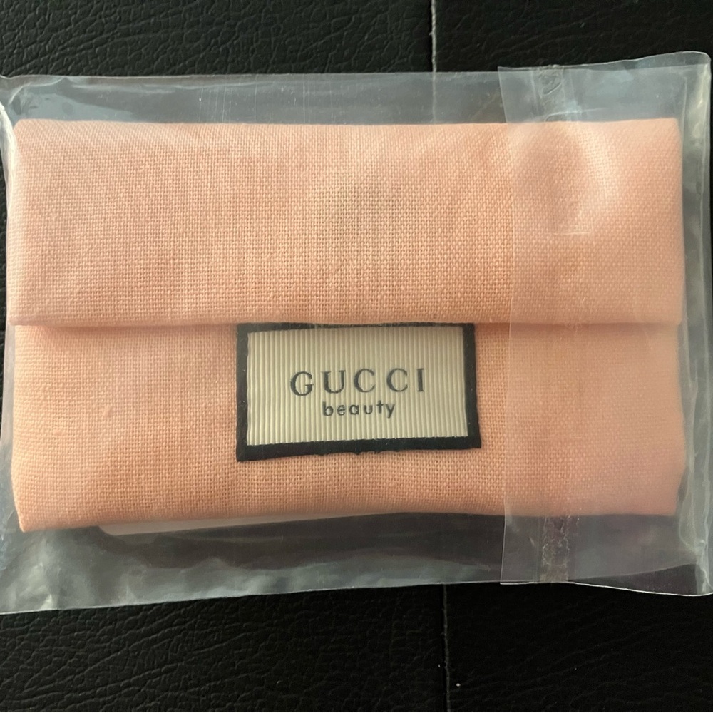 Gucci Beauty Pouch With Comb